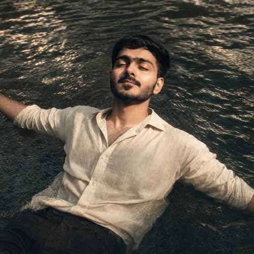Anbin Nadhiye album cover